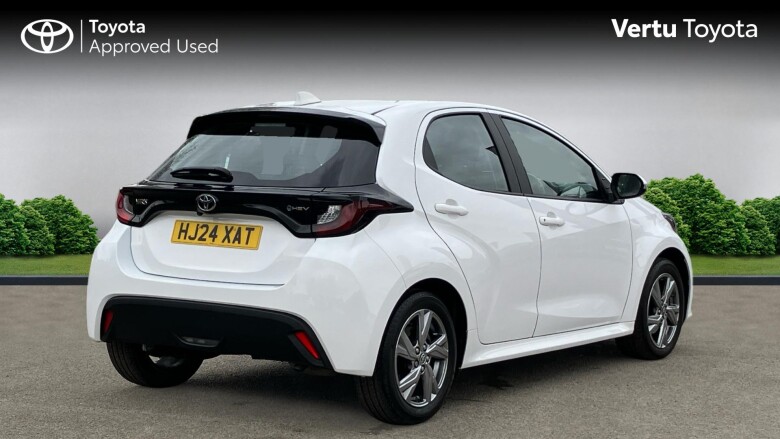 Toyota Yaris 1.5 Hybrid Icon 5dr CVT Hybrid Hatchback